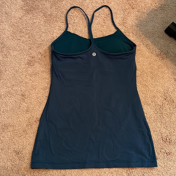 Lululemon power y tank - Picture 4 of 5
